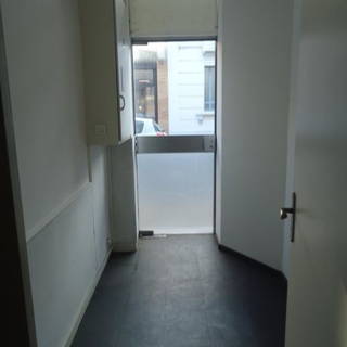 Bureau privé 22 m² 2 postes Coworking Rue de l'Égalité Castelsarrasin 82100 - photo 4